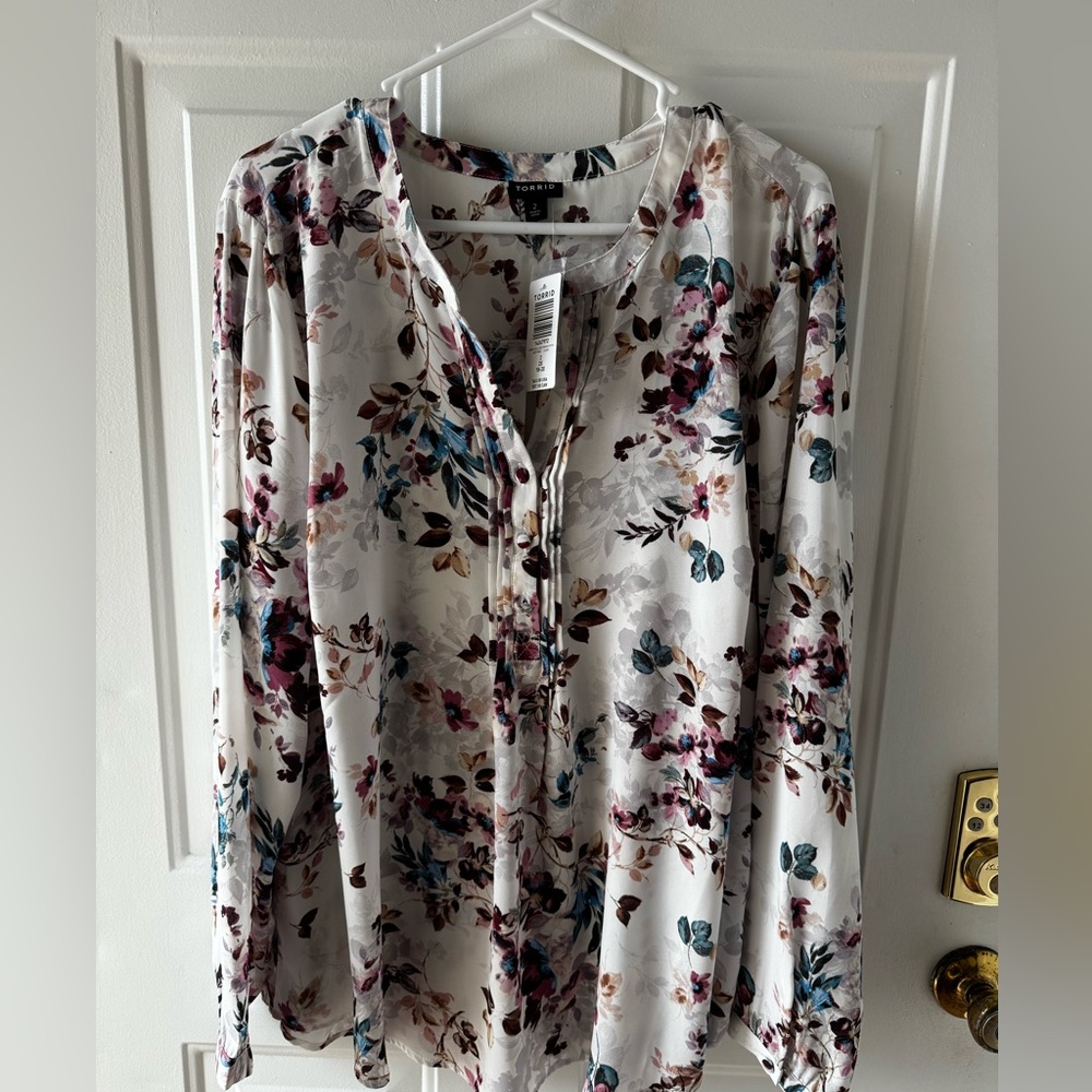 Torrid Quarter Sleeve Blouse NWT